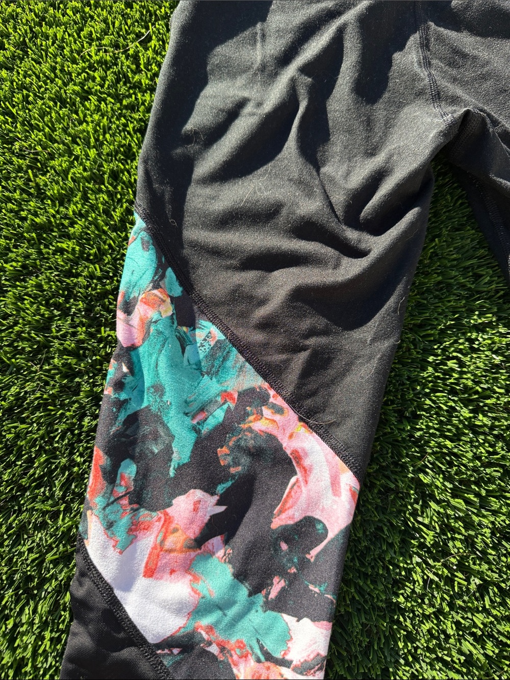 Fabletics Workout Capris - Picture 4 of 4